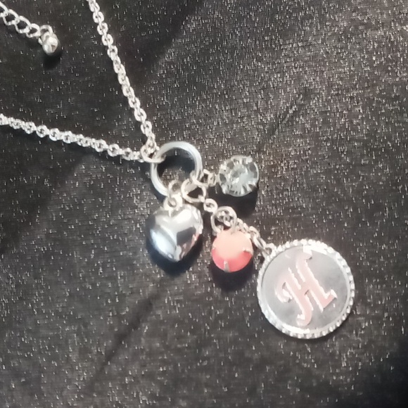 Girls H initial charm necklace pink & silver. Puffy heart 18+2 in long - Picture 1 of 4